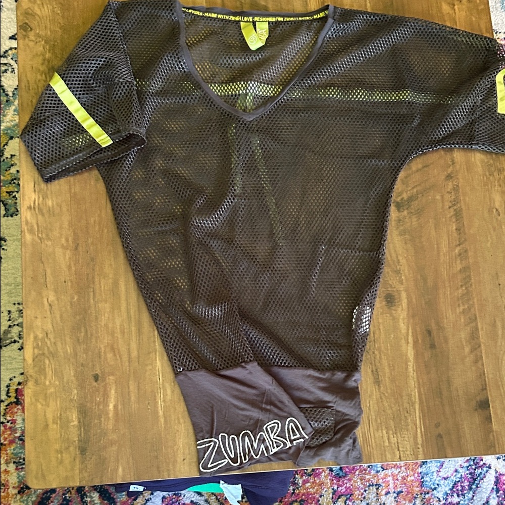 Zumba Fitness Tops (3) and Cargo Pants - Picture 6 of 9